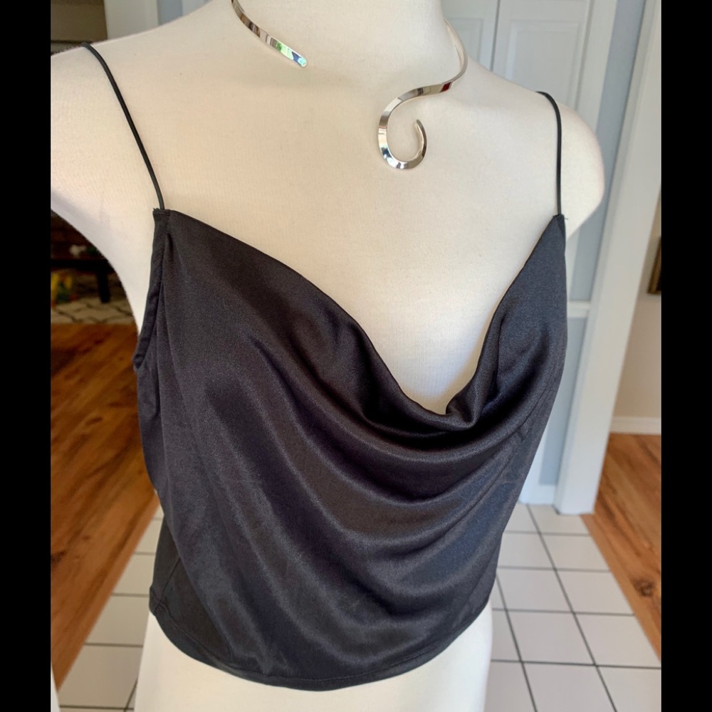 🌟H&M silky crop top-black-sexy